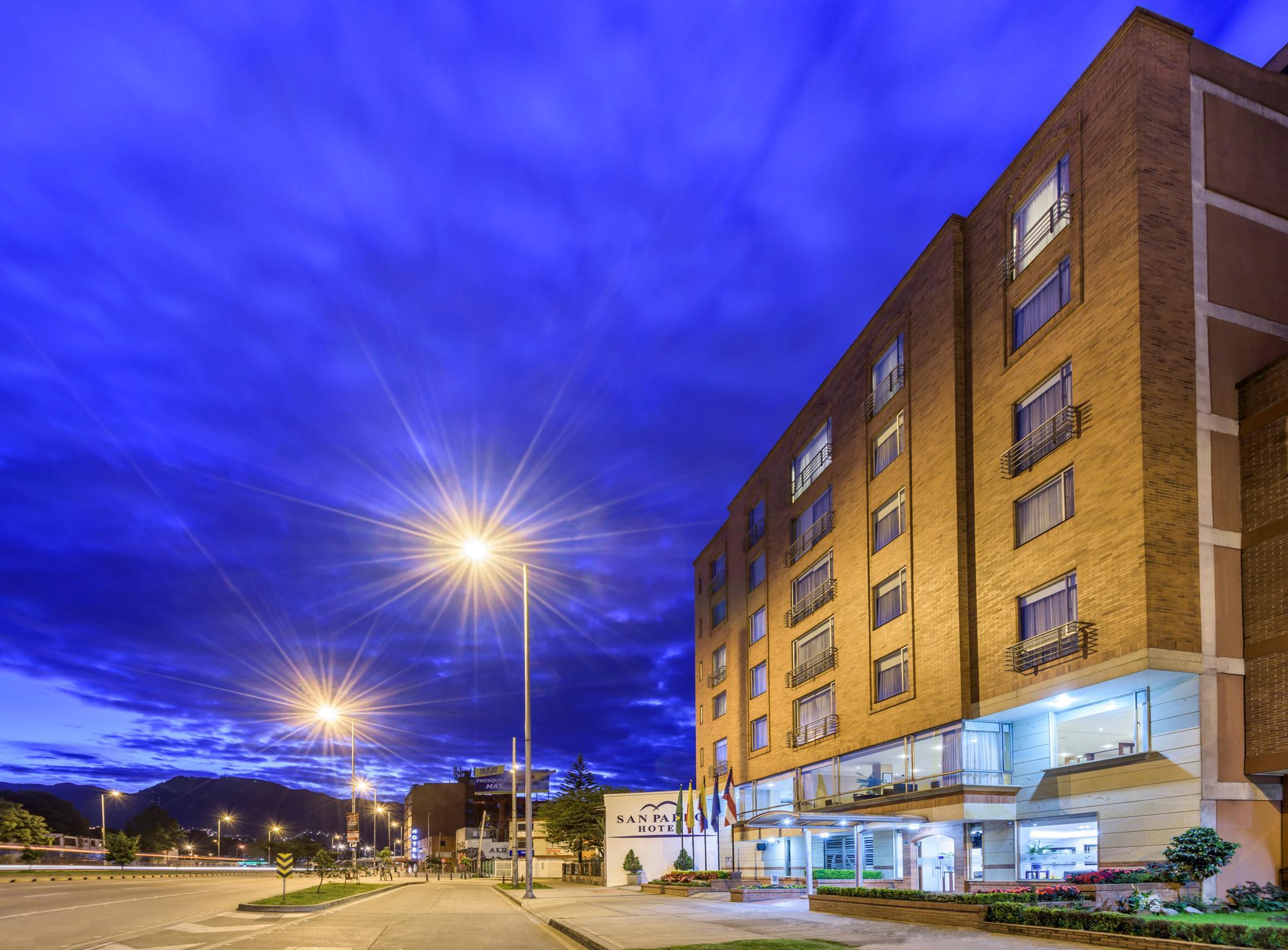 Hotel San Pablo Bogota Bagian luar foto