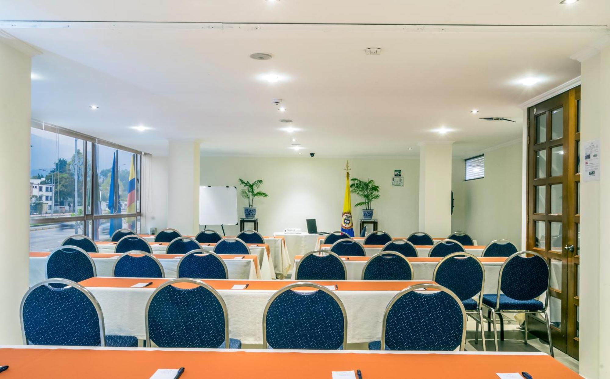 Hotel San Pablo Bogota Bagian luar foto